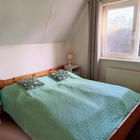 For 4 Guest * Sint Maartensvlotbrug